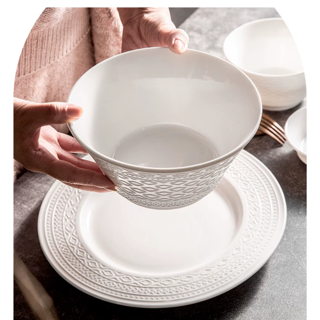 Blanc Élégant Dinner Set