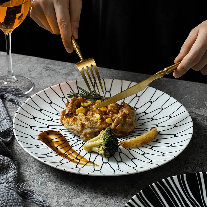 West Meal Plate – Geometric Porcelain Dining Dish