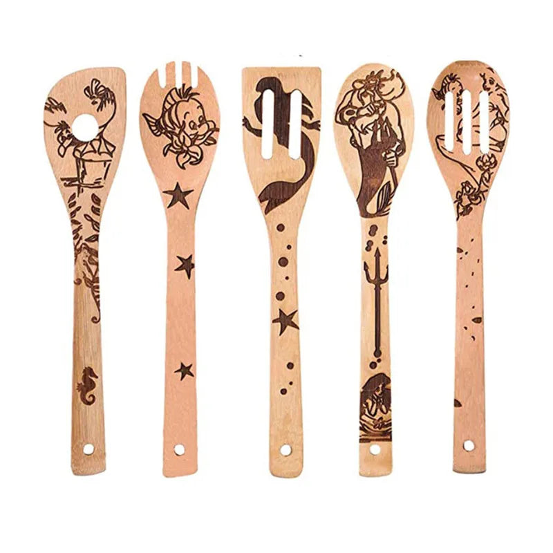 Disney Magic – 5-Piece Engraved Bamboo Kitchen Utensil Set