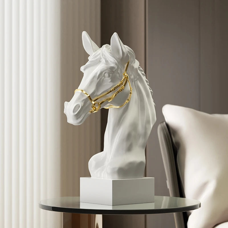 Testa di Cavallo – Premium Resin Sculpture (30 cm)